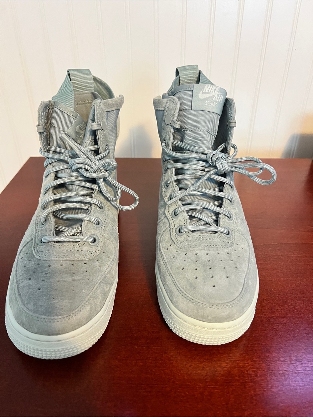 Nike High-Top Suede Sneakers - Light Gray